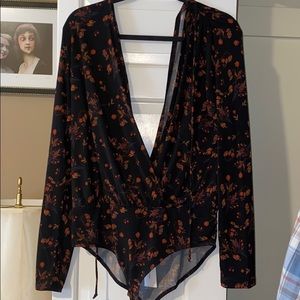 BCBGeneration floral body suit, new w/ tags (L)